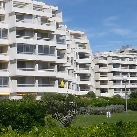 Les Trois Mats-4 By Interhome