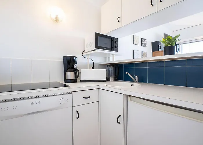 Les Trois Mats-4 By Interhome