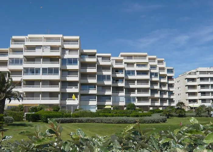 Les Trois Mats-4 By Interhome * カネ